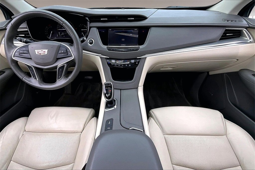 Used 2017 Cadillac XT5 Premium Luxury image 15