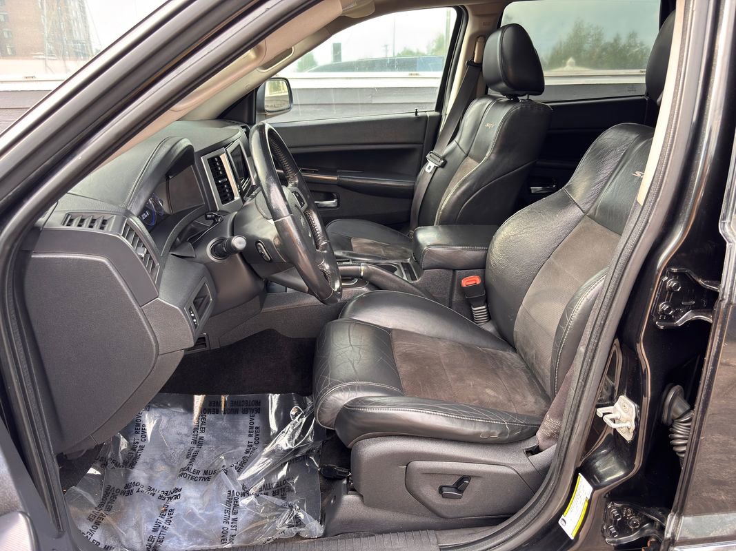 Used 2009 Jeep Grand Cherokee SRT8 w/ SRT Option Group II image 15