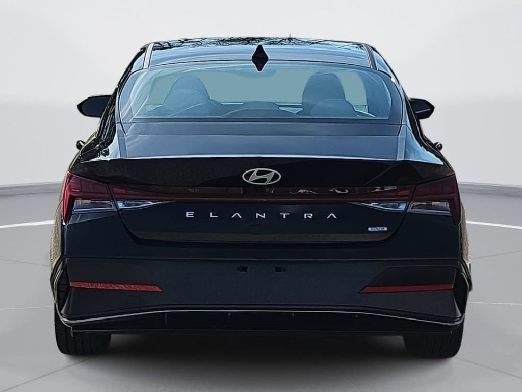 New 2026 Hyundai Elantra Limited image 6