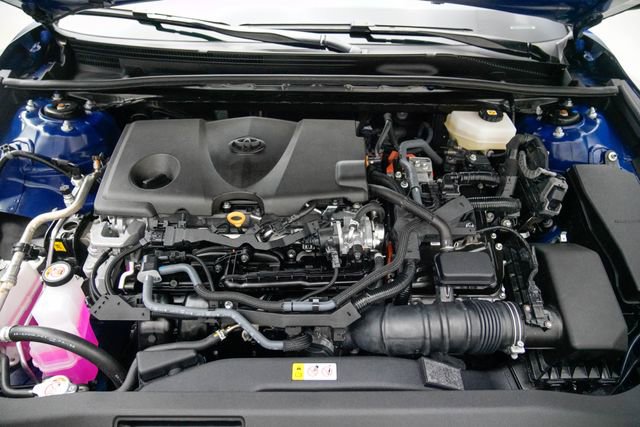 Used 2025 Toyota Camry XSE image 12