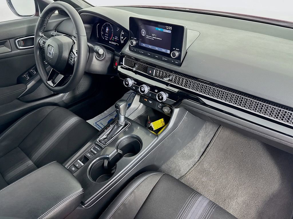 Used 2023 Honda Civic Sport image 35