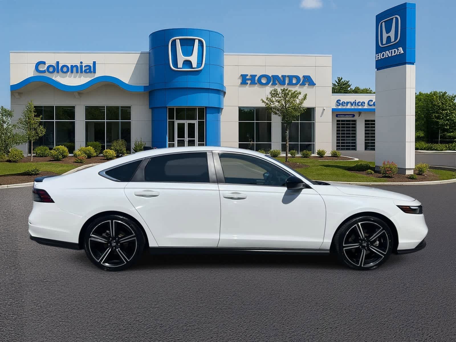 Used 2023 Honda Accord Sport image 8