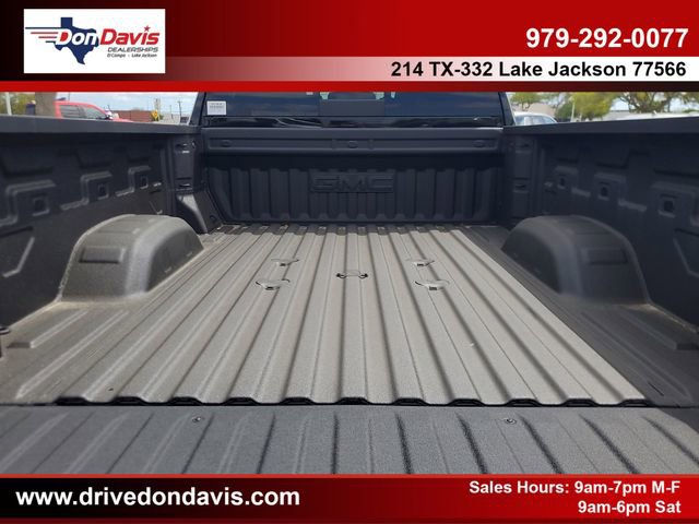 New 2026 GMC Sierra 2500 AT4 w/ AT4 Premium Plus Package AWD/4WD image 7
