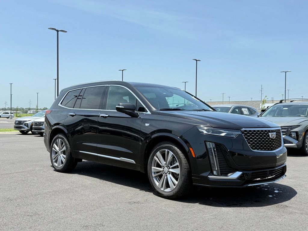 Used 2023 Cadillac XT6 Premium Luxury AWD/4WD image 3