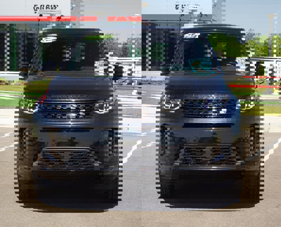 Used 2023 Land Rover Discovery Sport SE image 26