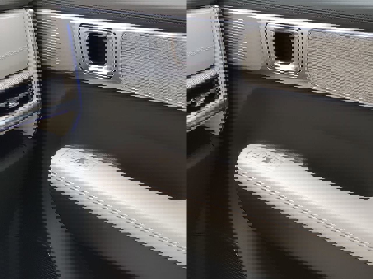 Used 2024 Hyundai Santa Fe Calligraphy image 14