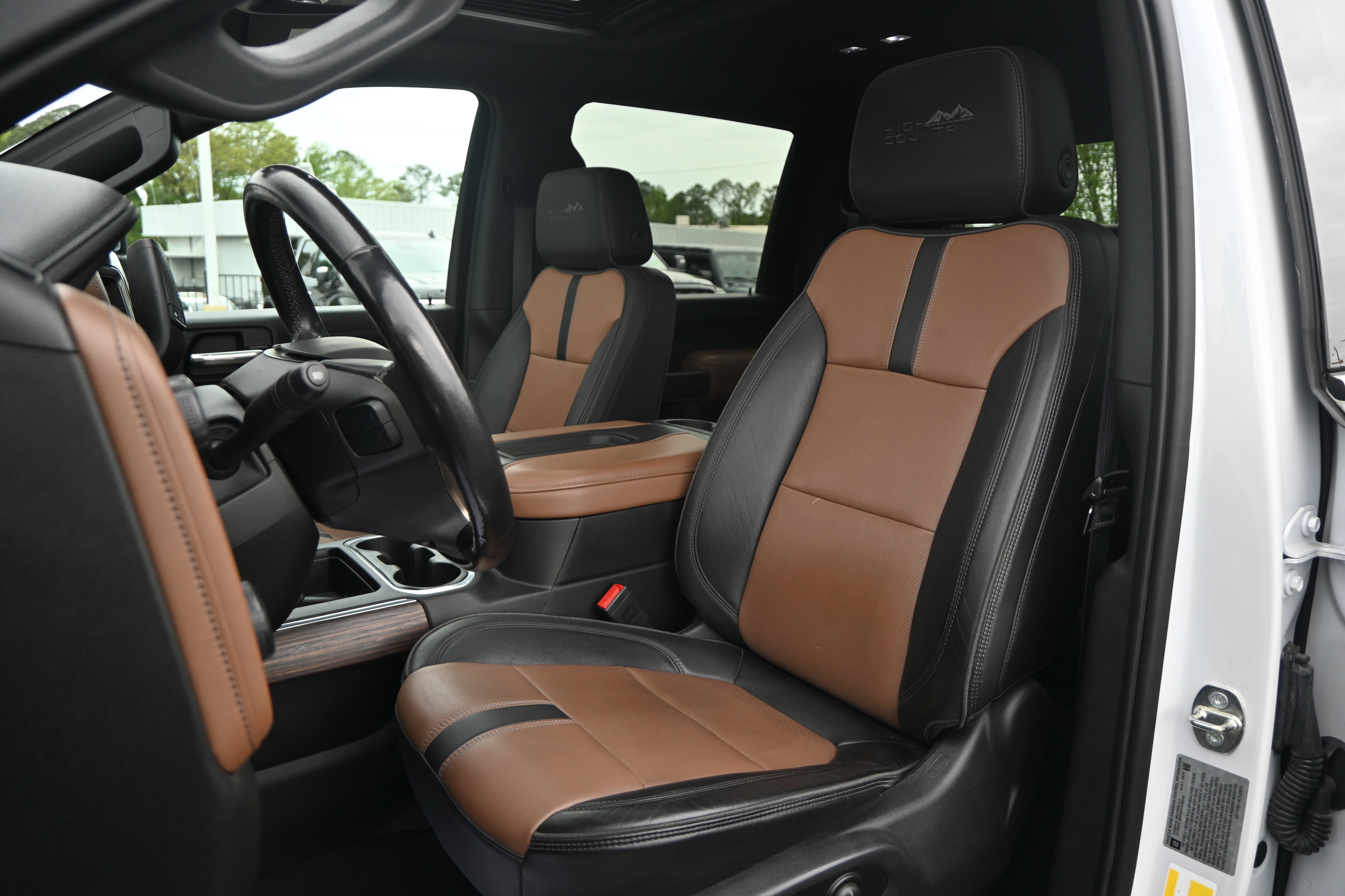 Used 2020 Chevrolet Silverado 2500 High Country image 7