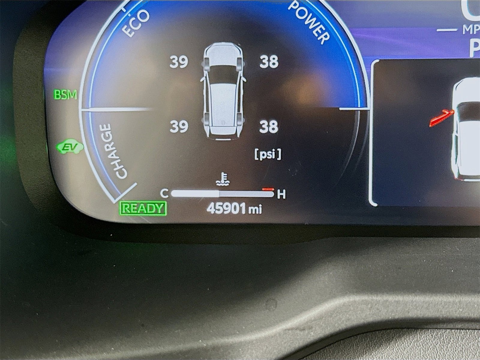 Used 2024 Toyota RAV4 XSE w/ Advanced Technology Package image 12