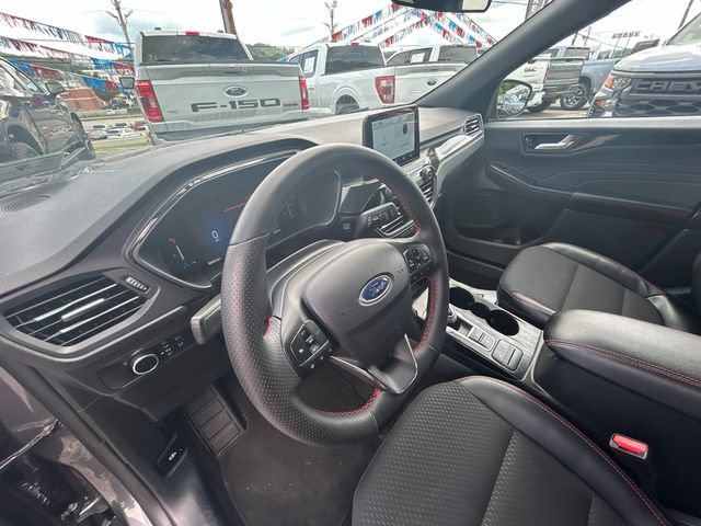 Used 2025 Ford Escape ST-Line AWD/4WD image 11