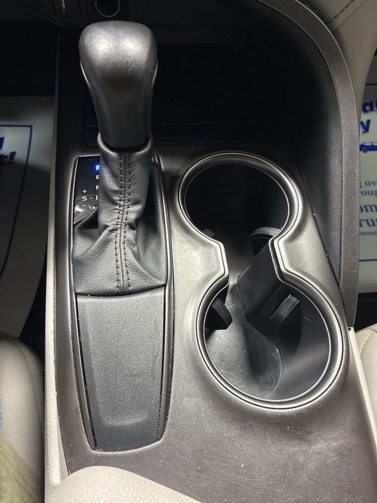 Used 2021 Toyota Camry SE FWD image 20
