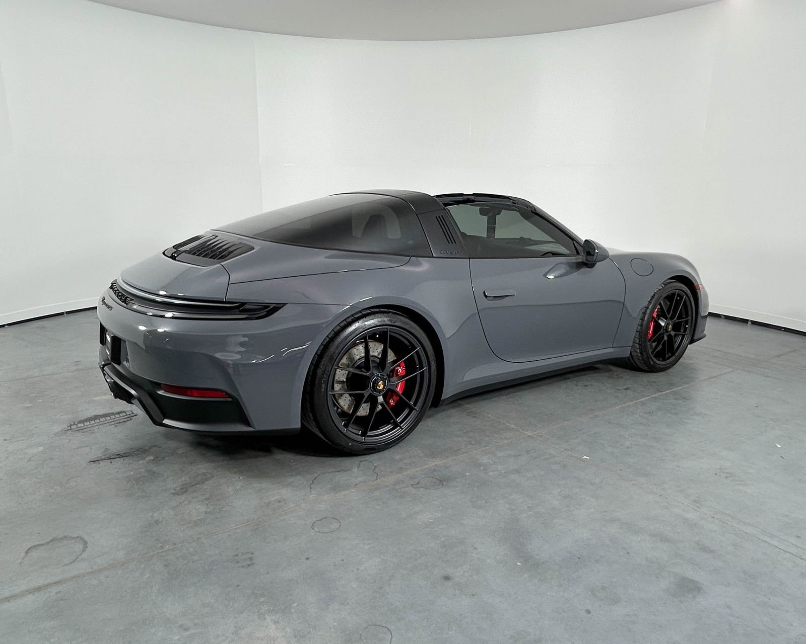 Certified 2026 Porsche 911 Targa 4 GTS image 7