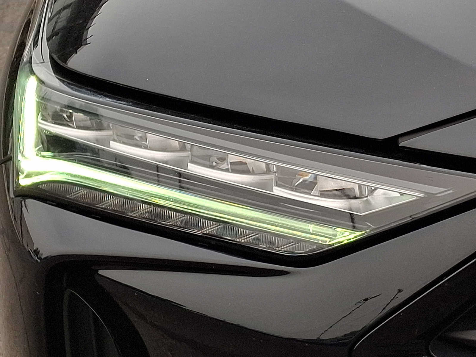 Used 2023 Acura MDX A-Spec AWD/4WD image 6