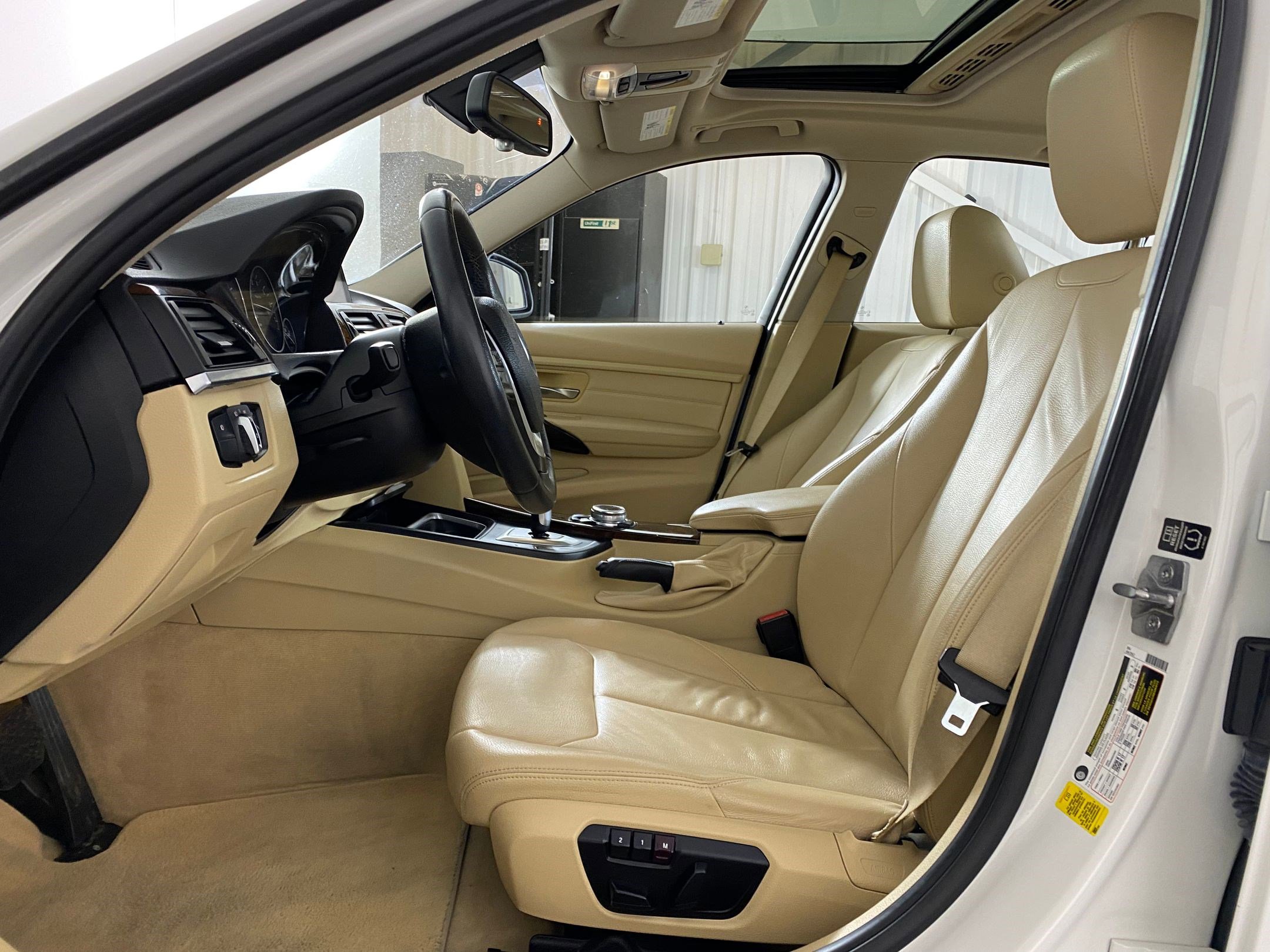 Used 2014 BMW 328i Sedan image 4