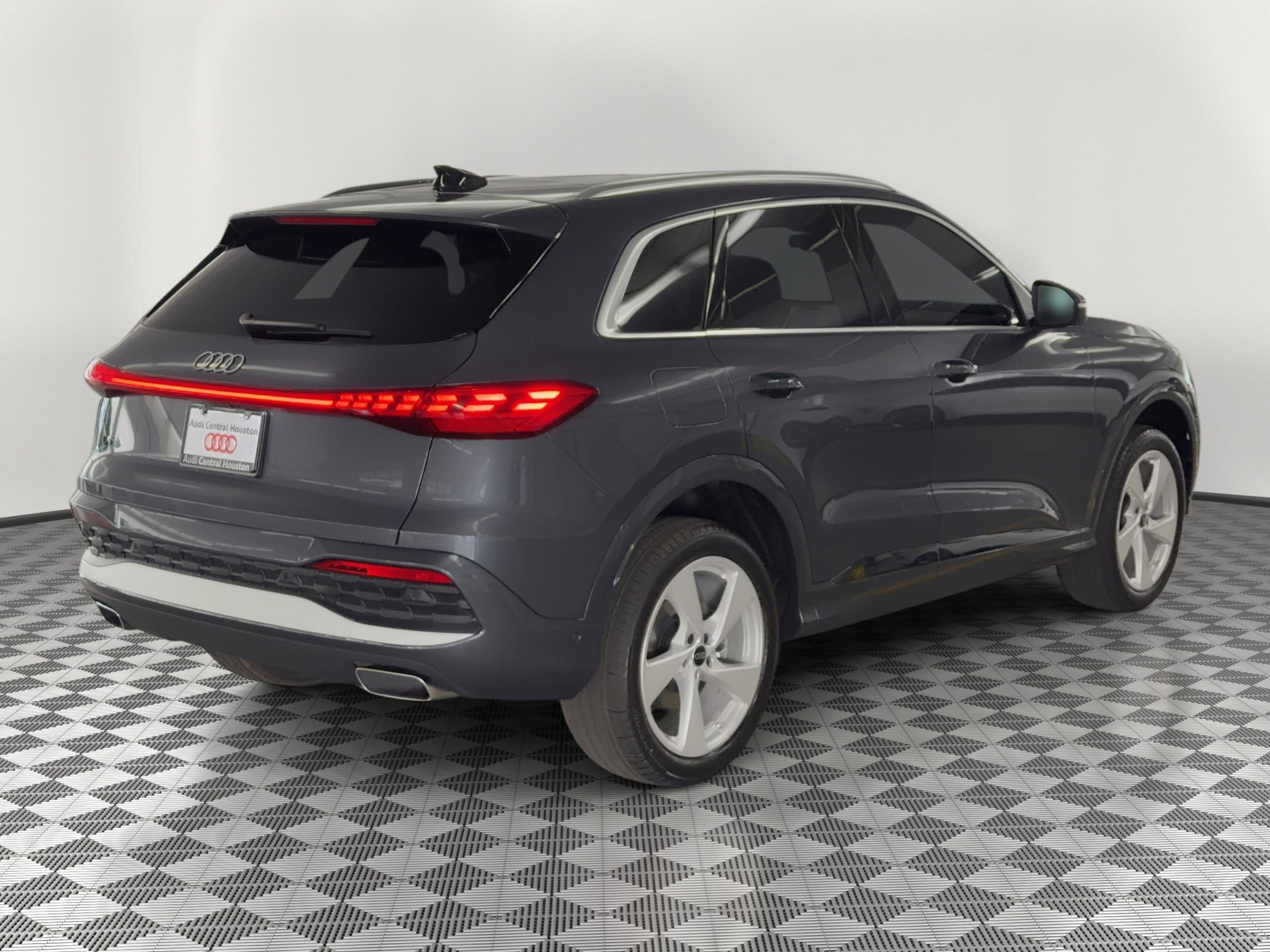New 2026 Audi Q5 Premium Plus image 9