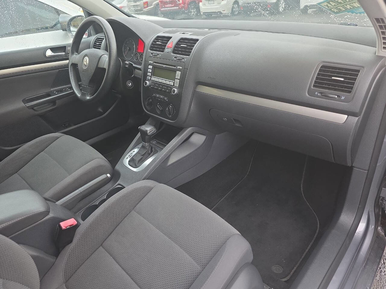 Used 2008 Volkswagen Rabbit 4-Door image 11