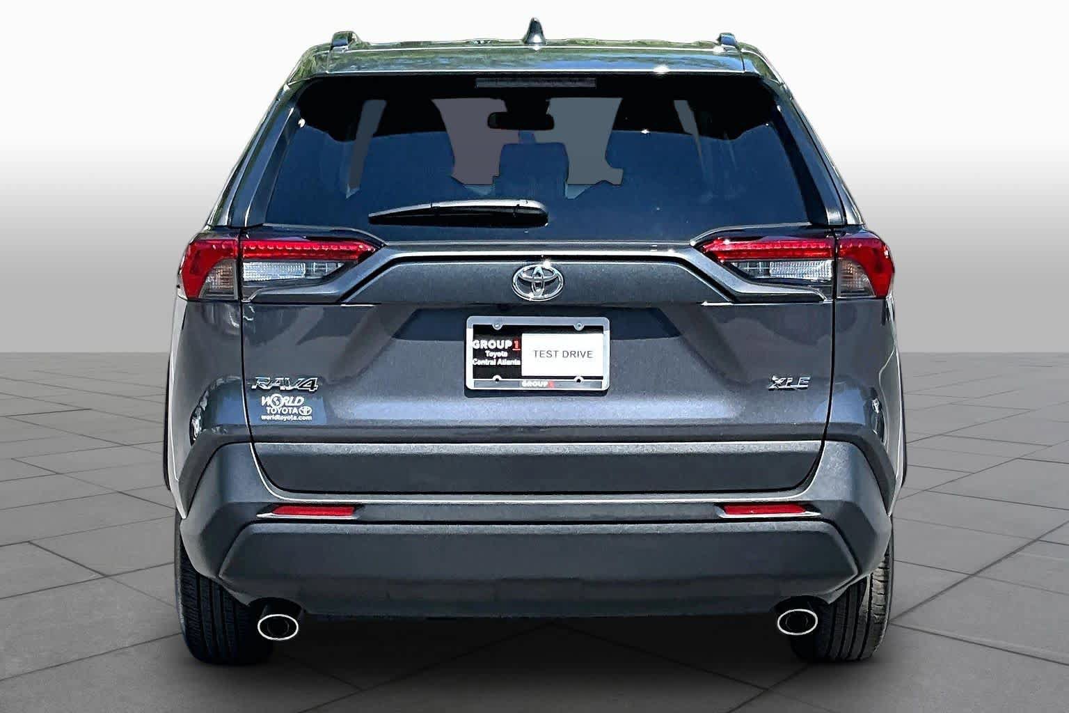 Certified 2025 Toyota RAV4 XLE w/ Convenience Package FWD image 5