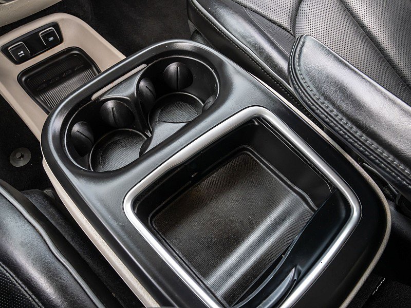 Used 2019 Chrysler Pacifica Limited FWD image 26