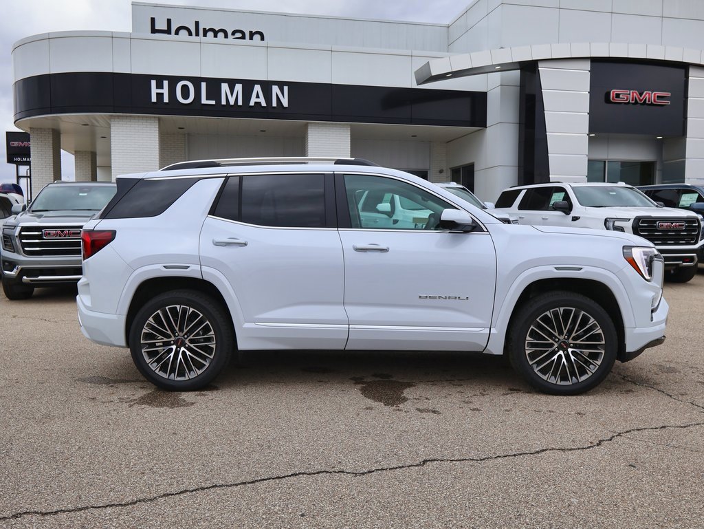 New 2026 GMC Terrain Denali w/ LPO, Floor Liner Package image 2