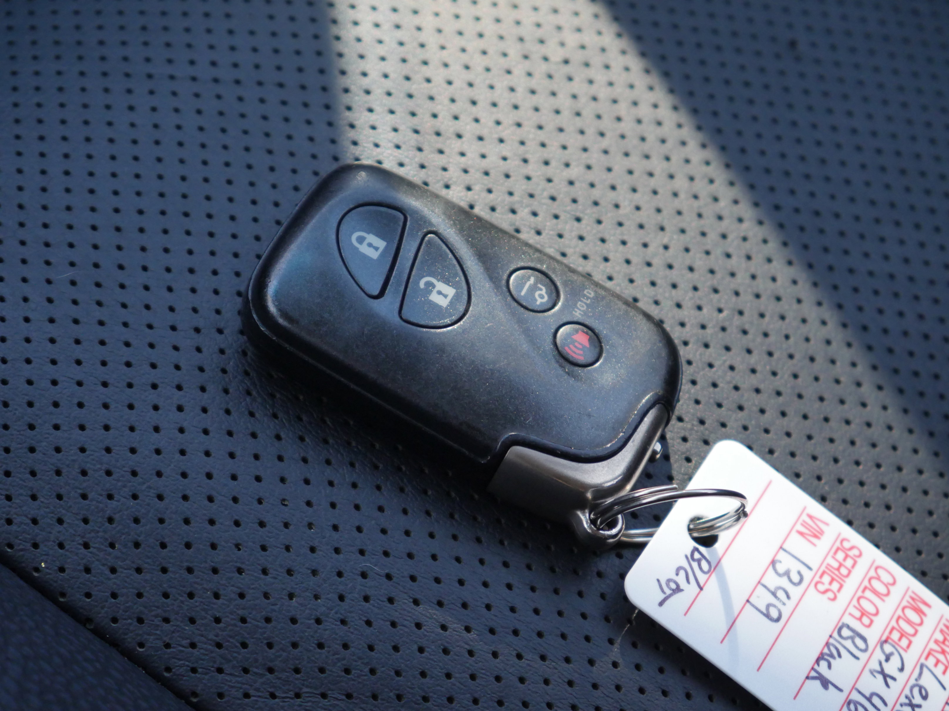 Used 2016 Lexus GX 460 w/ Premium Package image 37