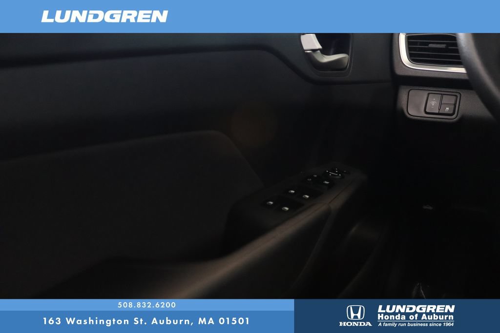 Used 2021 Hyundai Accent SE FWD image 24