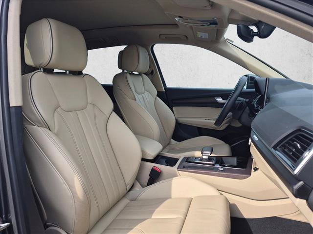 Used 2024 Audi Q5 2.0T Premium AWD/4WD image 21