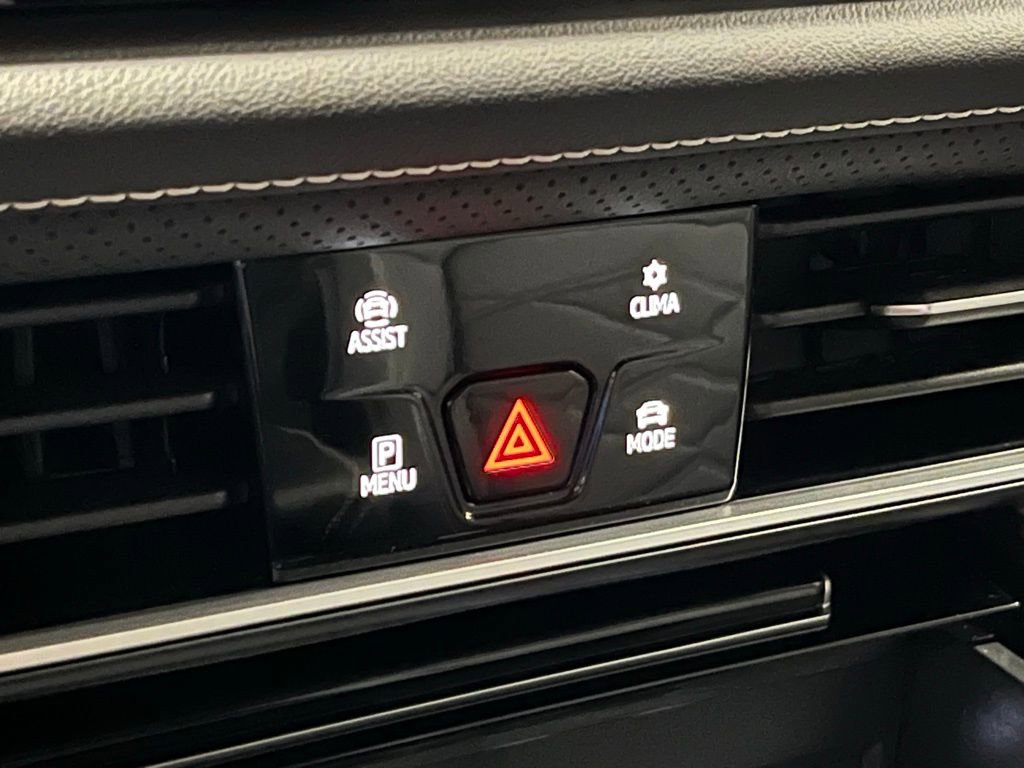 New 2026 Volkswagen Atlas SE image 9