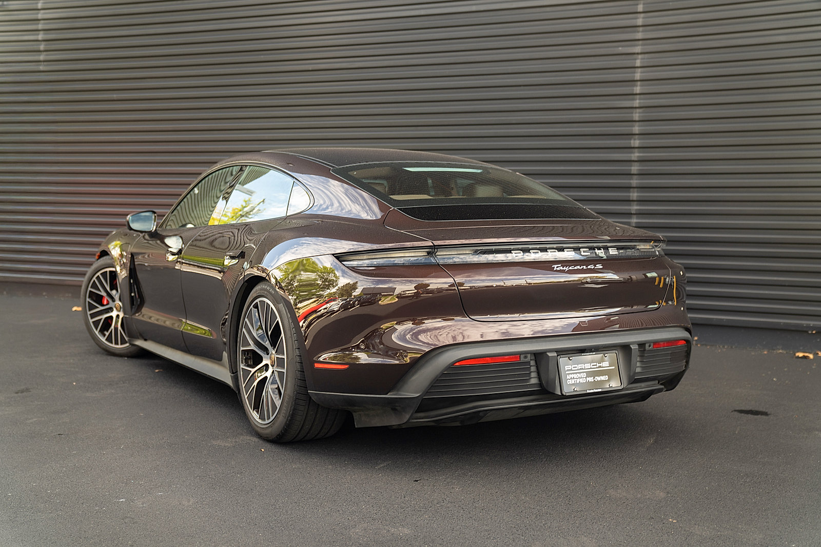 Certified 2023 Porsche Taycan 4S AWD/4WD image 3