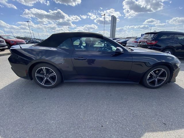 Used 2024 Ford Mustang Premium image 11