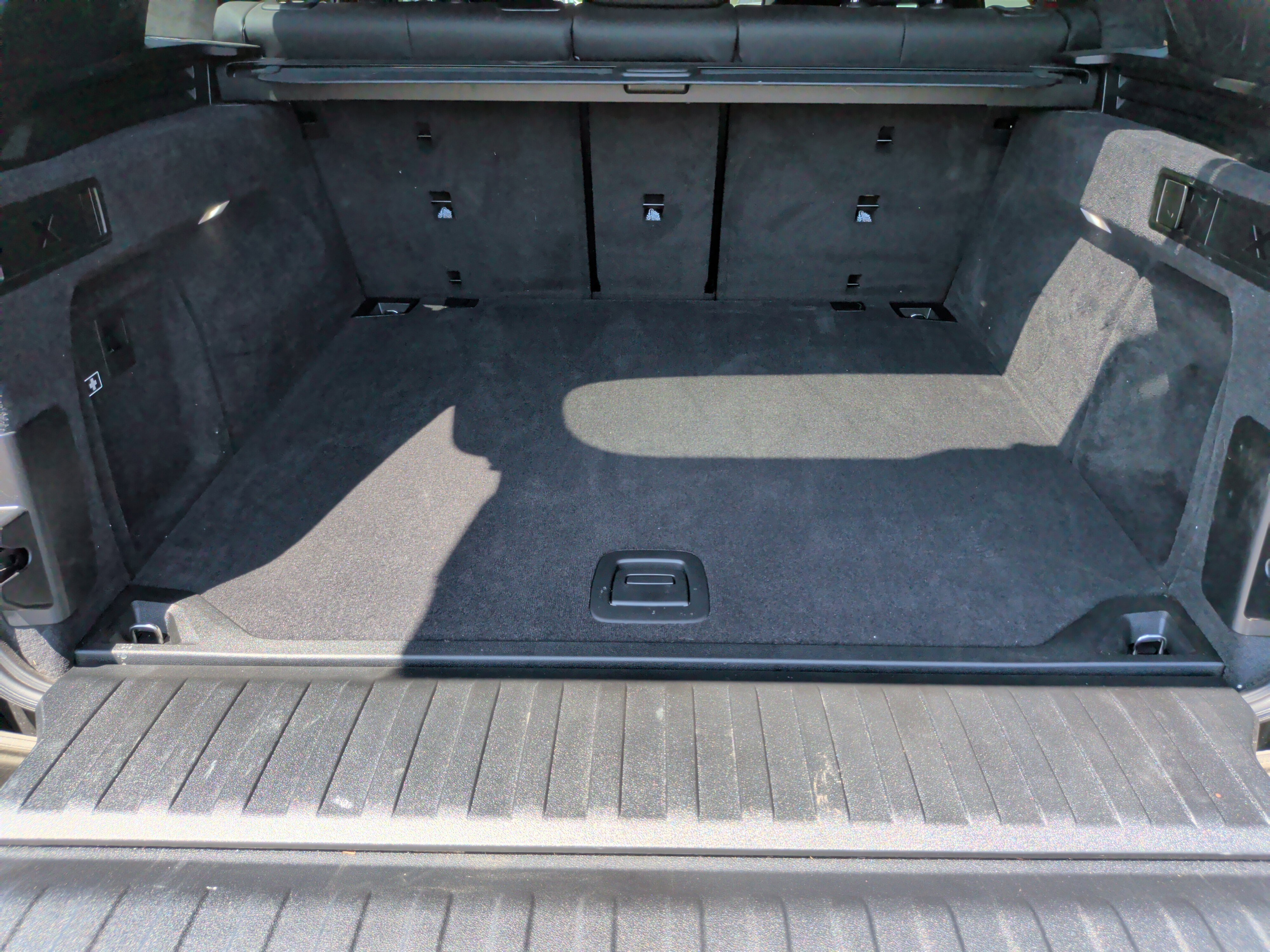 Certified 2024 BMW X5 M60i w/ Executive Package image 38