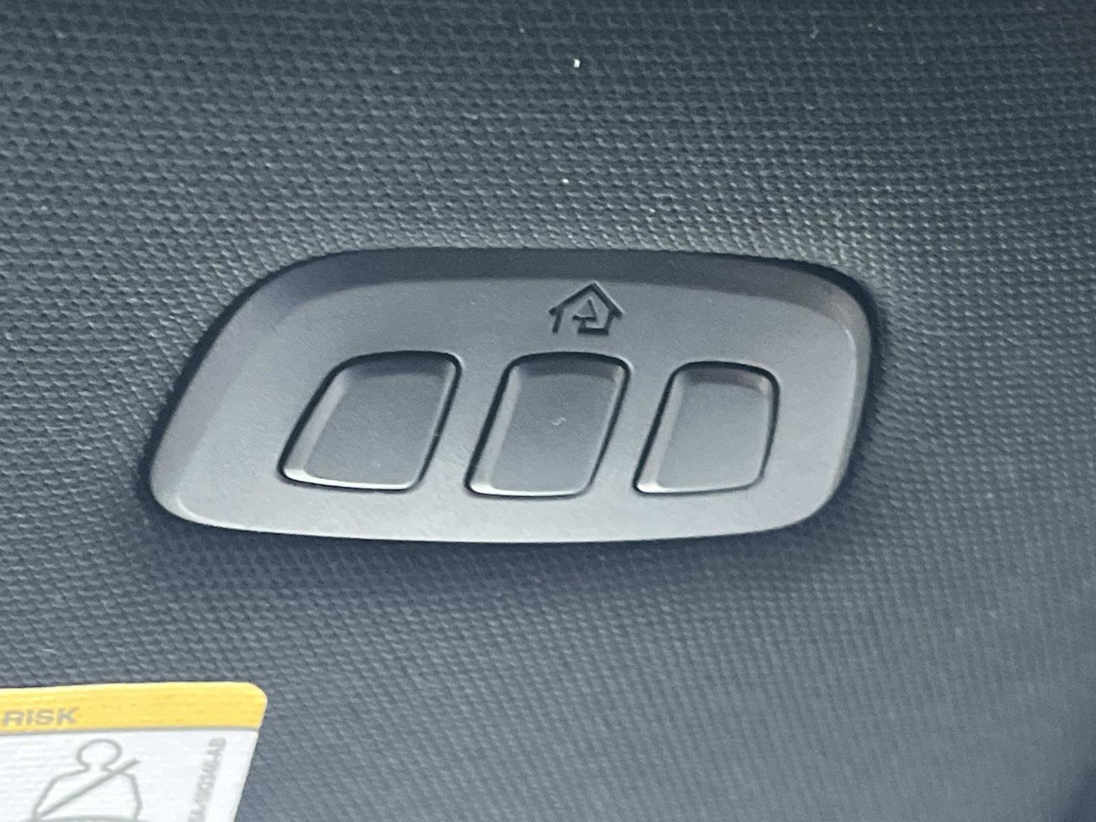 Used 2023 Ford Expedition Limited image 43