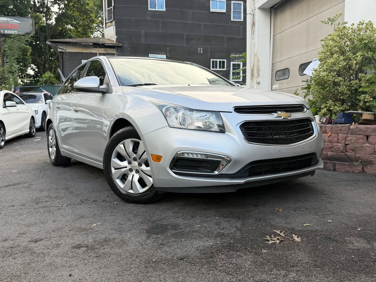 Used 2015 Chevrolet Cruze LT FWD image 18