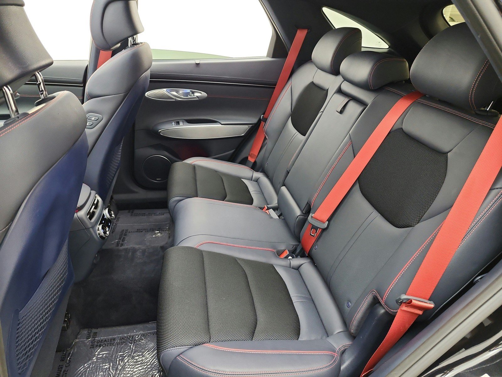 Used 2023 Genesis GV70 2.5T w/ Sport Prestige Package AWD/4WD image 13
