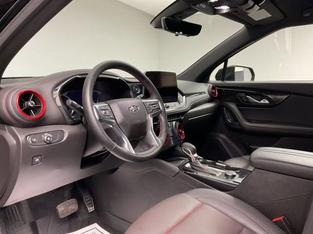 Certified 2024 Chevrolet Blazer RS w/ Driver Confidence II Package image 13