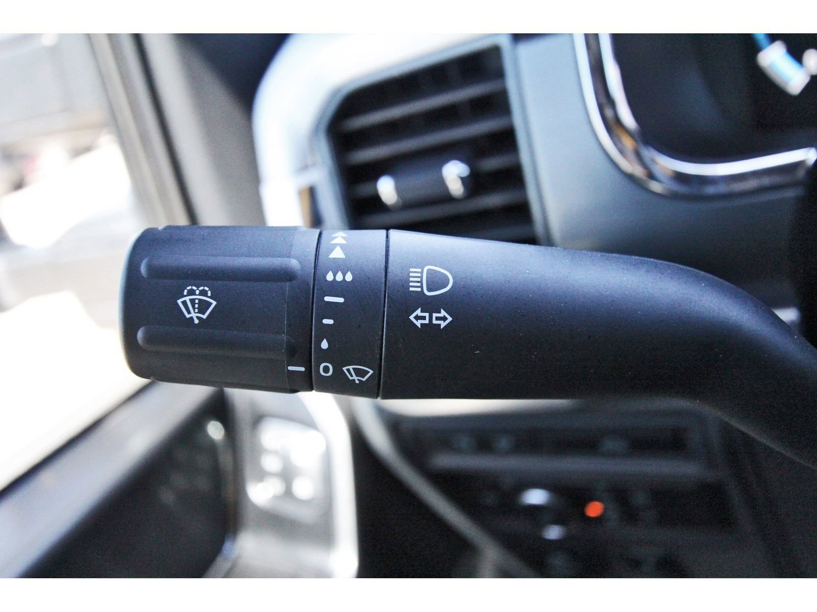 Used 2022 Ford F150 Lariat AWD/4WD image 21