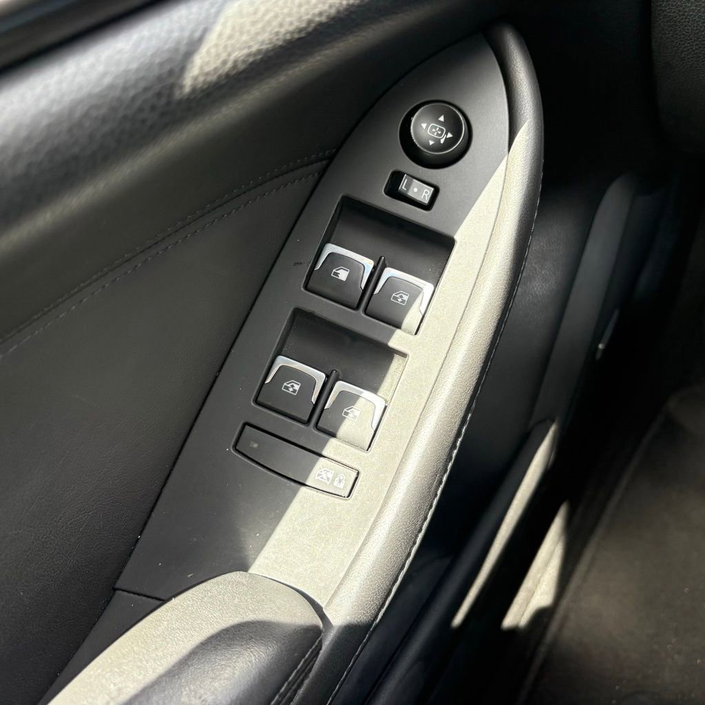 Used 2018 Cadillac CTS Luxury image 24