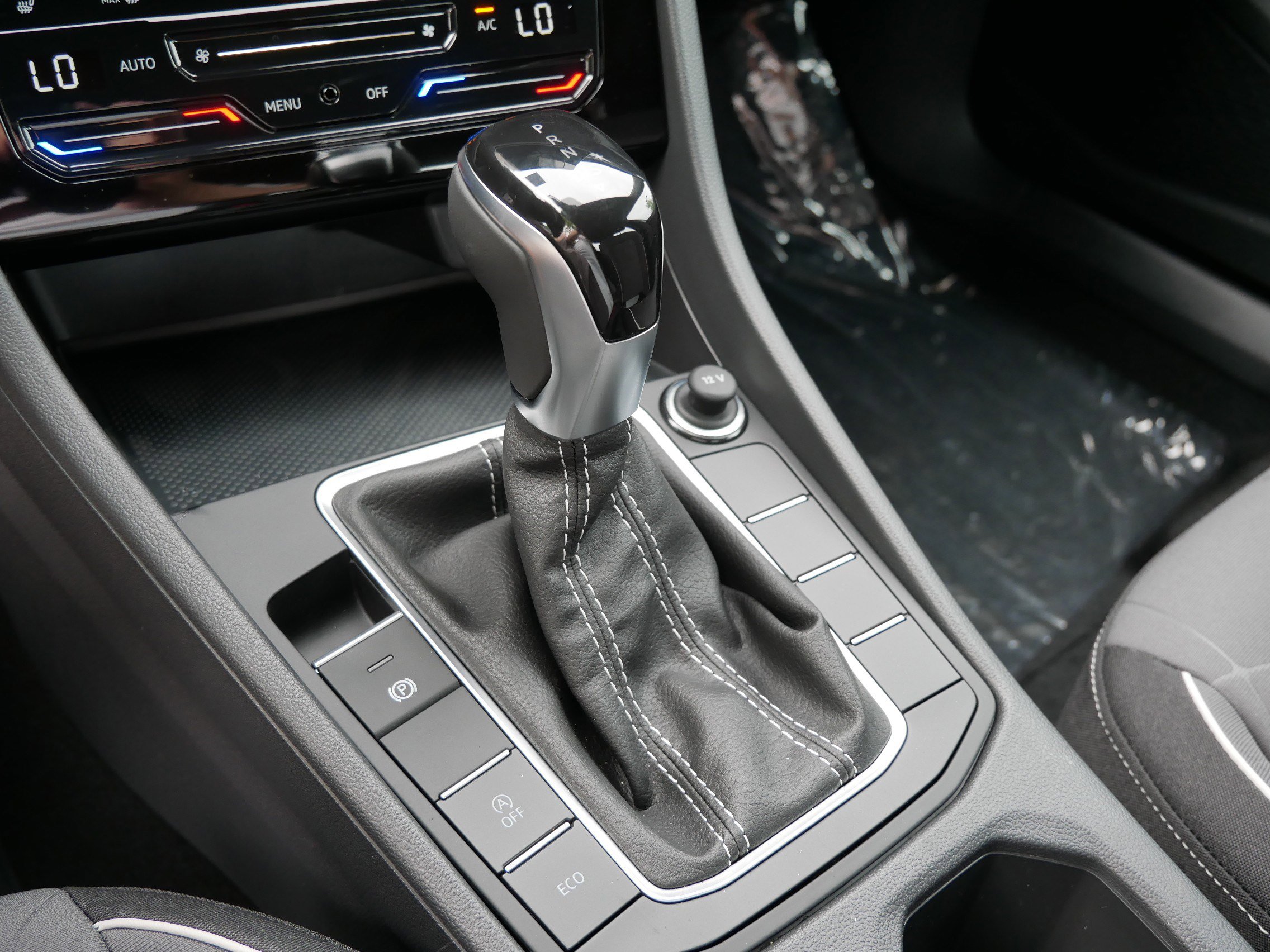 New 2025 Volkswagen Jetta Sport image 9