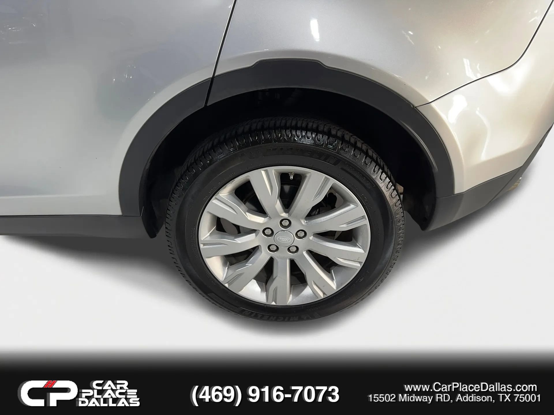 Used 2016 Land Rover Discovery Sport HSE Luxury AWD/4WD image 44