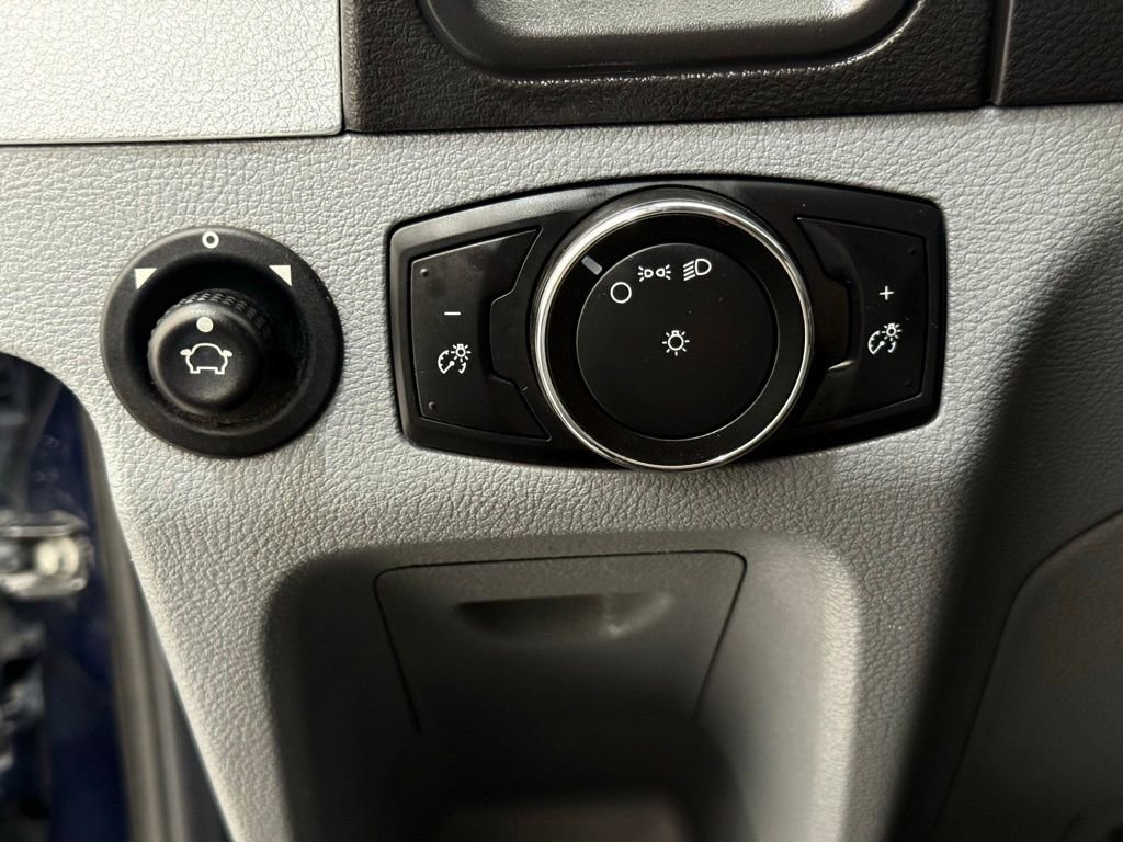 Used 2015 Ford Transit 150 XL image 27