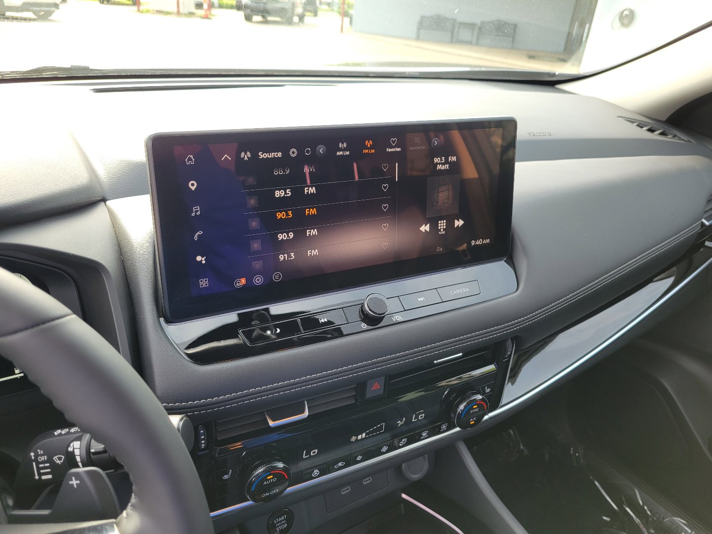 Certified 2025 Nissan Rogue SL AWD/4WD image 28