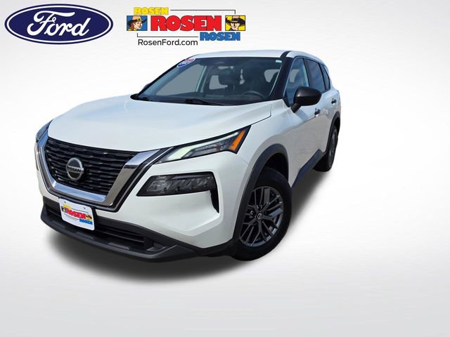 Used 2021 Nissan Rogue S image 1