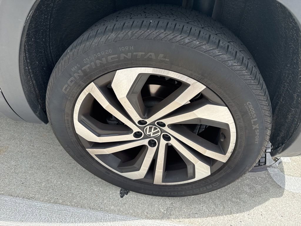 Used 2021 Volkswagen Atlas SEL Premium image 5