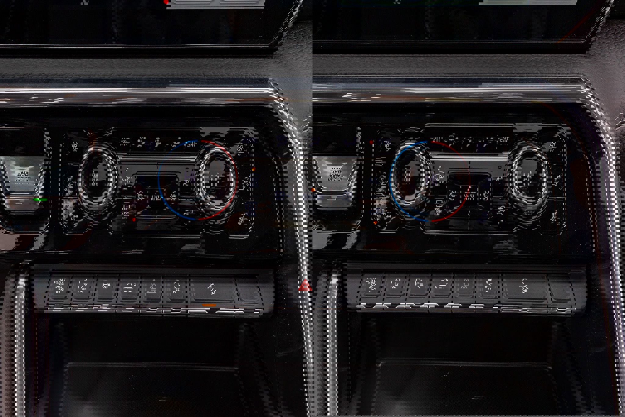 Used 2024 GMC Sierra 2500 Denali w/ Technology Package image 26