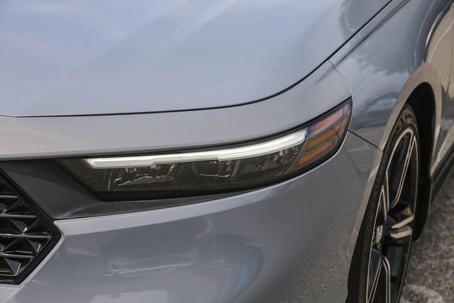 Used 2023 Honda Accord Sport image 6