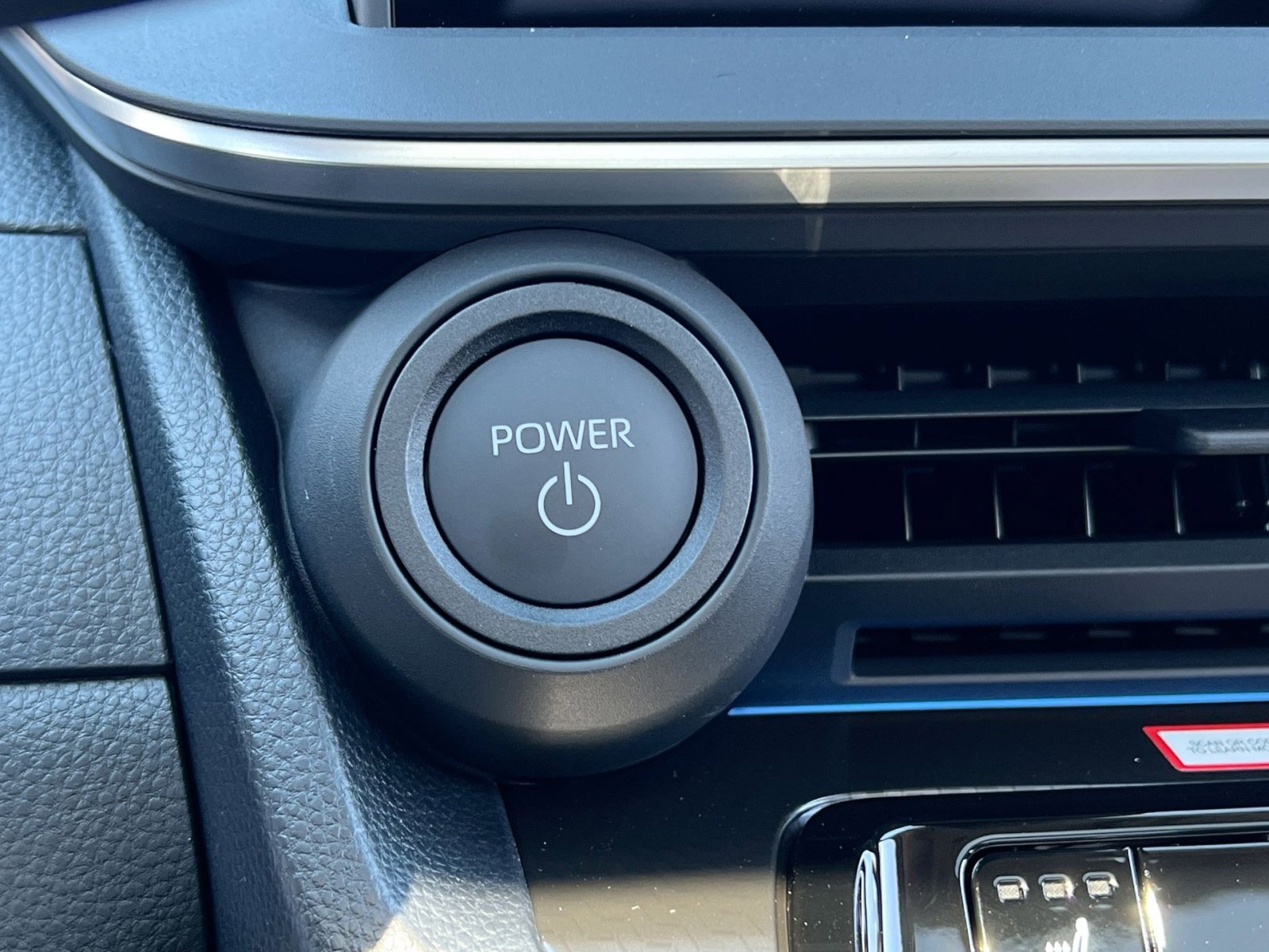 New 2026 Toyota Prius Plug-In Hybrid image 30