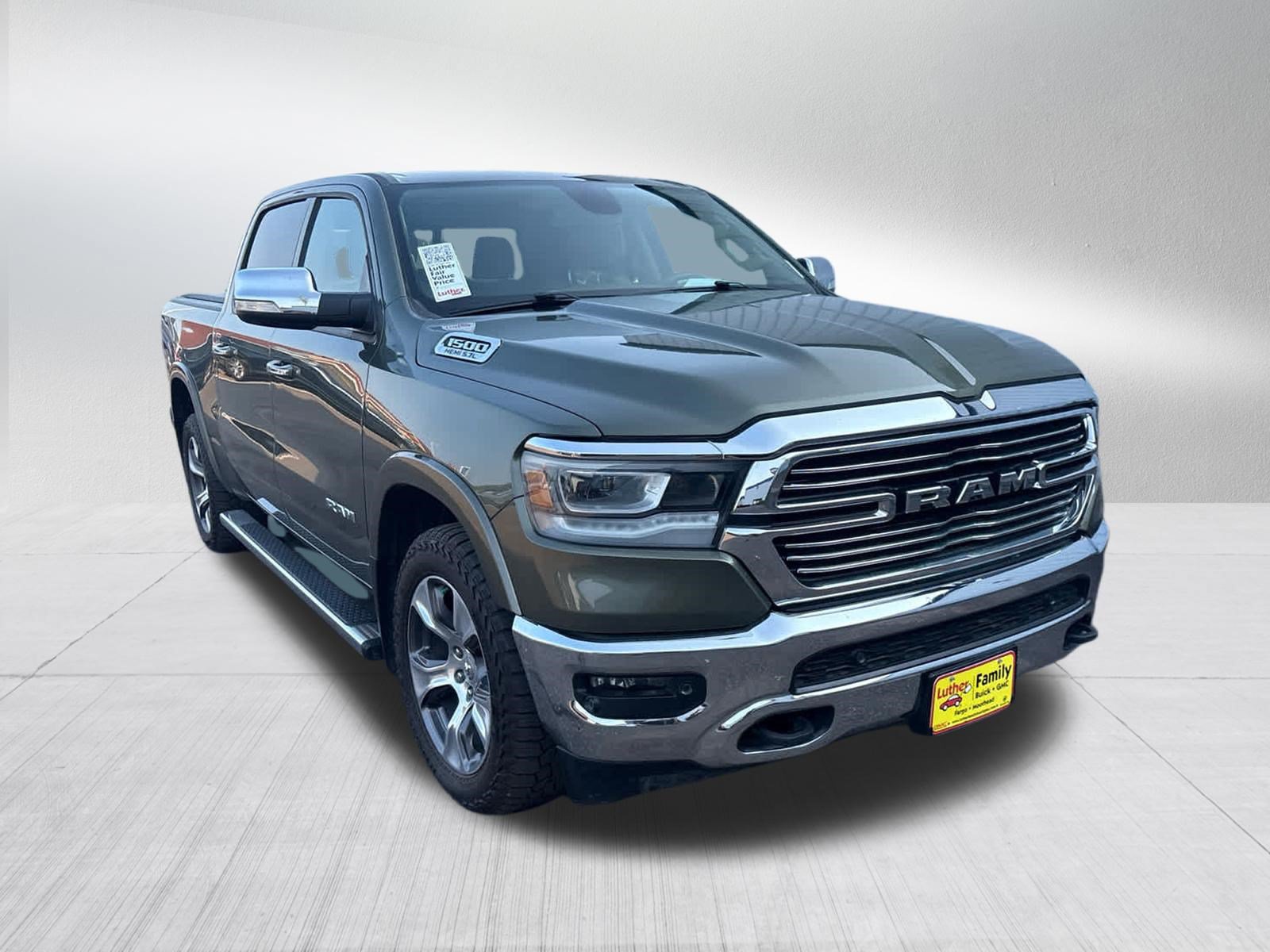 Used 2020 RAM 1500 Laramie AWD/4WD image 3