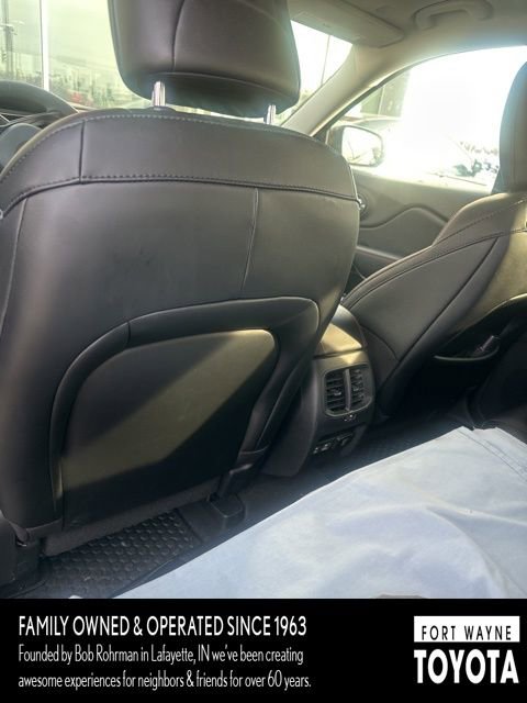 Used 2022 Jeep Cherokee Trailhawk w/ Comfort/Convenience Group image 5