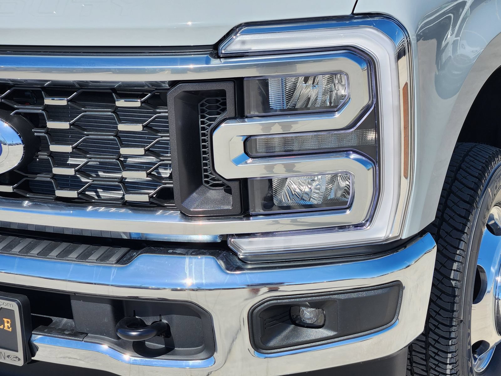 New 2026 Ford F350 XLT w/ XLT Premium Package AWD/4WD image 12
