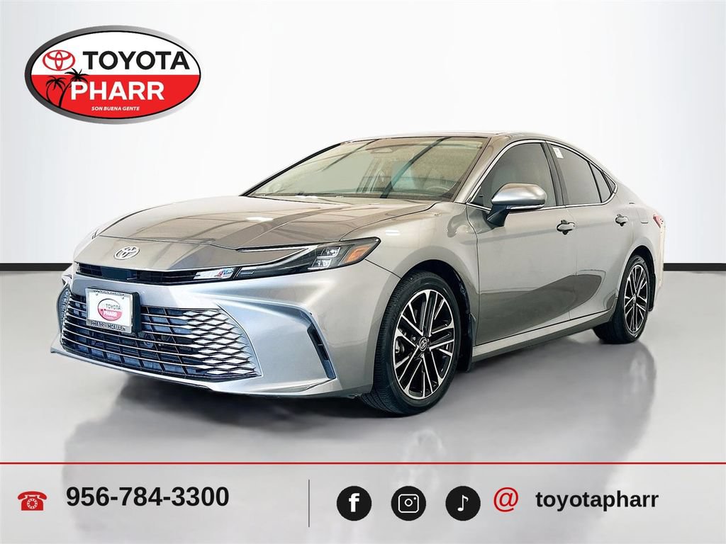 Used 2025 Toyota Camry XLE w/ Premium Package FWD image 1