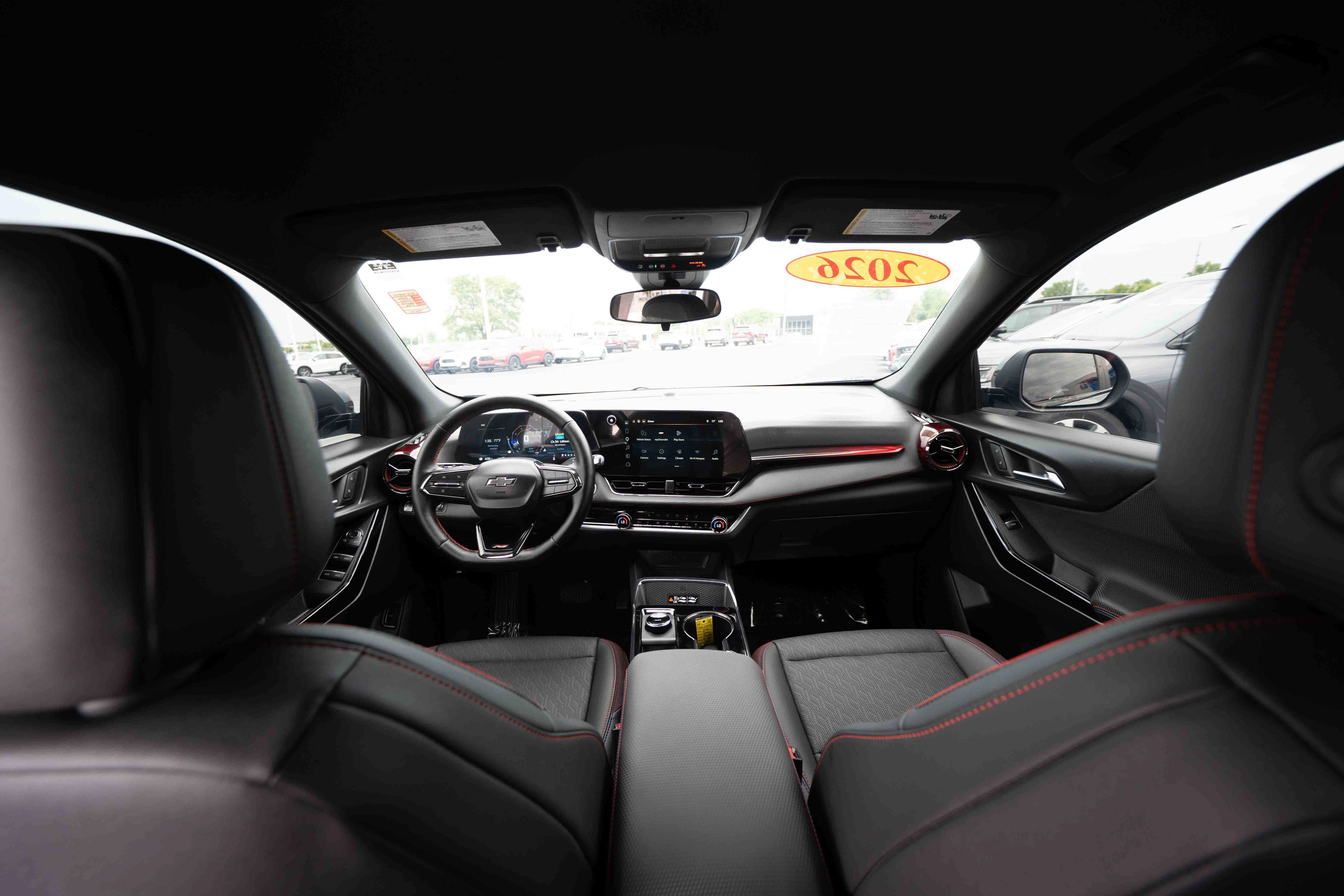 Used 2026 Chevrolet Equinox RS w/ LPO, Floor Liner Package AWD/4WD image 19