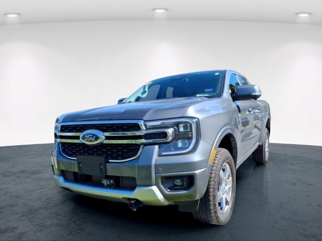 Used 2025 Ford Ranger Lariat w/ FX4 Off-Road Package AWD/4WD image 4